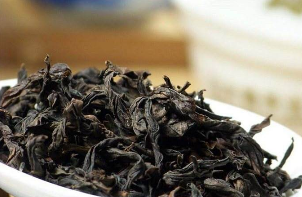 谌世茶业干货分享：武夷大红袍如何适当保存