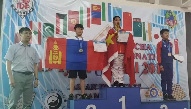 青岛小棋手夺得亚洲跳棋冠军 5名小将获2金1银1铜
