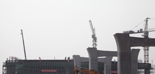 总估算投资17.6亿元：青岛新机场高速互通立交桥预计将于与新机场转场明年建成
