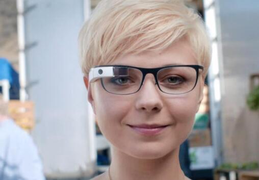 谷歌眼镜新专利曝光：新增可替换电池设计