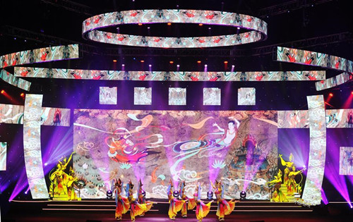 首届中国（沧州）中华优秀传统文化颂微电影盛典在河北沧州体育馆举行