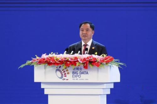 工信部副部长陈肇雄在世界互联网大会表示  我国当前5G正处于商用部署关键时期