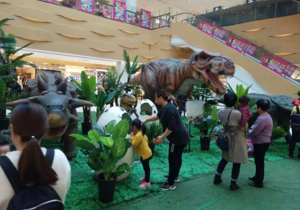 大型恐龙科普展在青岛丽达震撼上演 带领你重返侏罗纪
