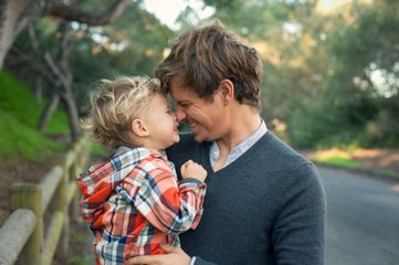 研究表明男性做父亲的最佳时间是30-40岁