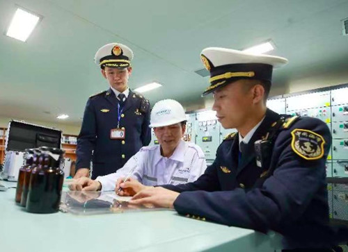 青岛发布首起船舶大气污染案件